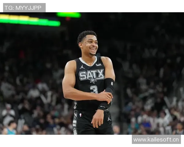 凯尔登约翰逊高效表现助力球队贡献14分6篮板2助攻展现实力